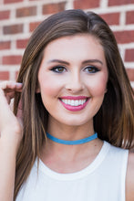 Load image into Gallery viewer, Feeling This Way Choker, Blue