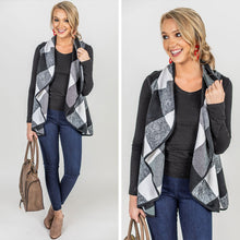 Load image into Gallery viewer, Know You Well Black And White Plaid Vest