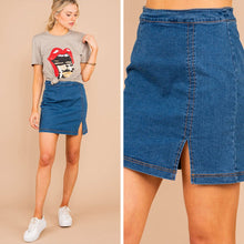 Load image into Gallery viewer, Give You A Ring Medium Wash Denim Skirt