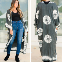 Load image into Gallery viewer, Savor The Chic Charcoal Gray Tie Dye Kimono