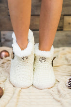Load image into Gallery viewer, Cozy On The Couch Oatmeal White Slipper Booties