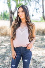Load image into Gallery viewer, Beauty And Brains Blush Pink Lace Trim Tank
