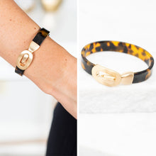 Load image into Gallery viewer, Crazy Love Brown Tortoise Hook Closure Bracelet
