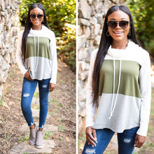 Load image into Gallery viewer, Know What You Love Olive-Heather Gray Colorblock Tunic
