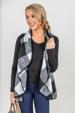 Load image into Gallery viewer, Know You Well Black And White Plaid Vest
