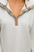 Load image into Gallery viewer, Out And About Ivory White Quilted Pullover
