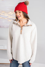 Load image into Gallery viewer, Out And About Ivory White Quilted Pullover
