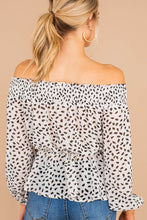 Load image into Gallery viewer, Make A Move Off White Spotted Leopard
