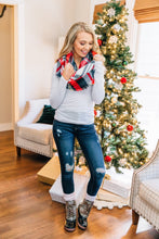 Load image into Gallery viewer, Autumn Air Red And White Plaid Blanket Scarf
