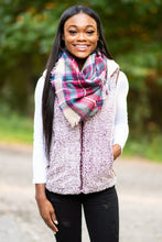 Load image into Gallery viewer, Feeling The Chill Maroon Red Sherpa Vest
